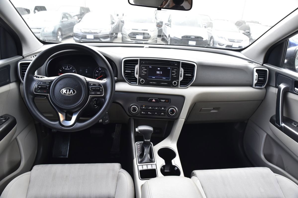Used 2017 Kia Sportage LX AWD/4WD image 16