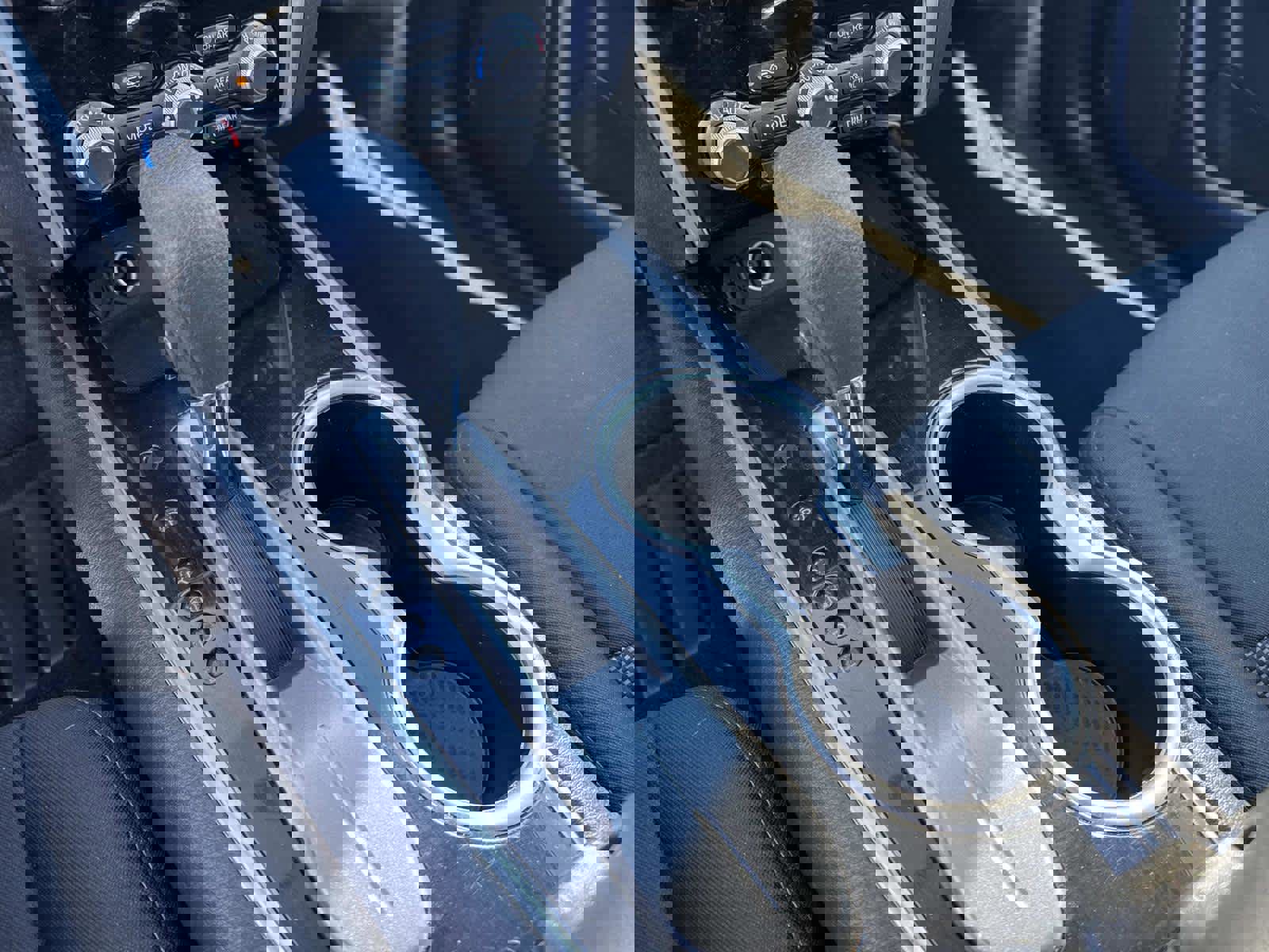 Used 2020 Nissan Pathfinder S image 24