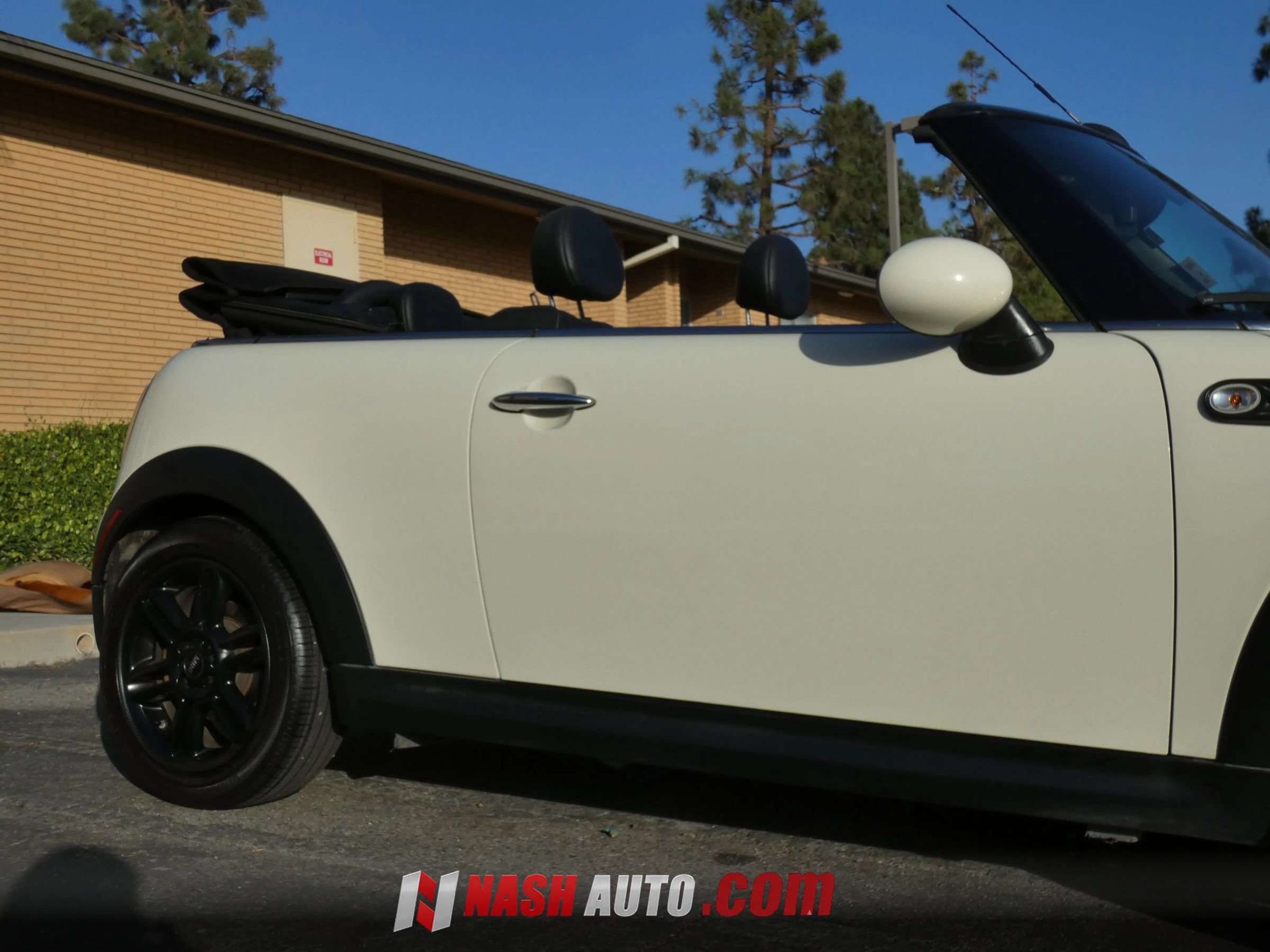 Used 2015 MINI Cooper Convertible FWD image 7
