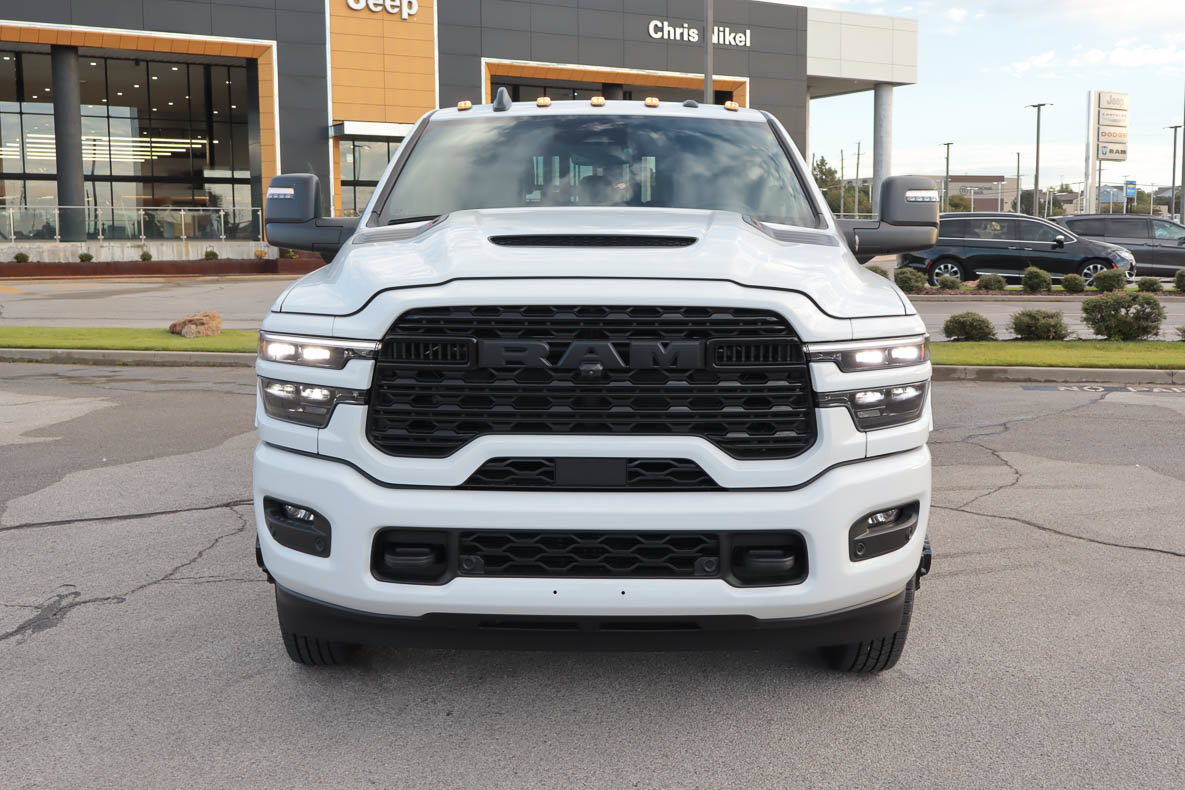 New 2027 RAM 3500 Limited AWD/4WD image 2