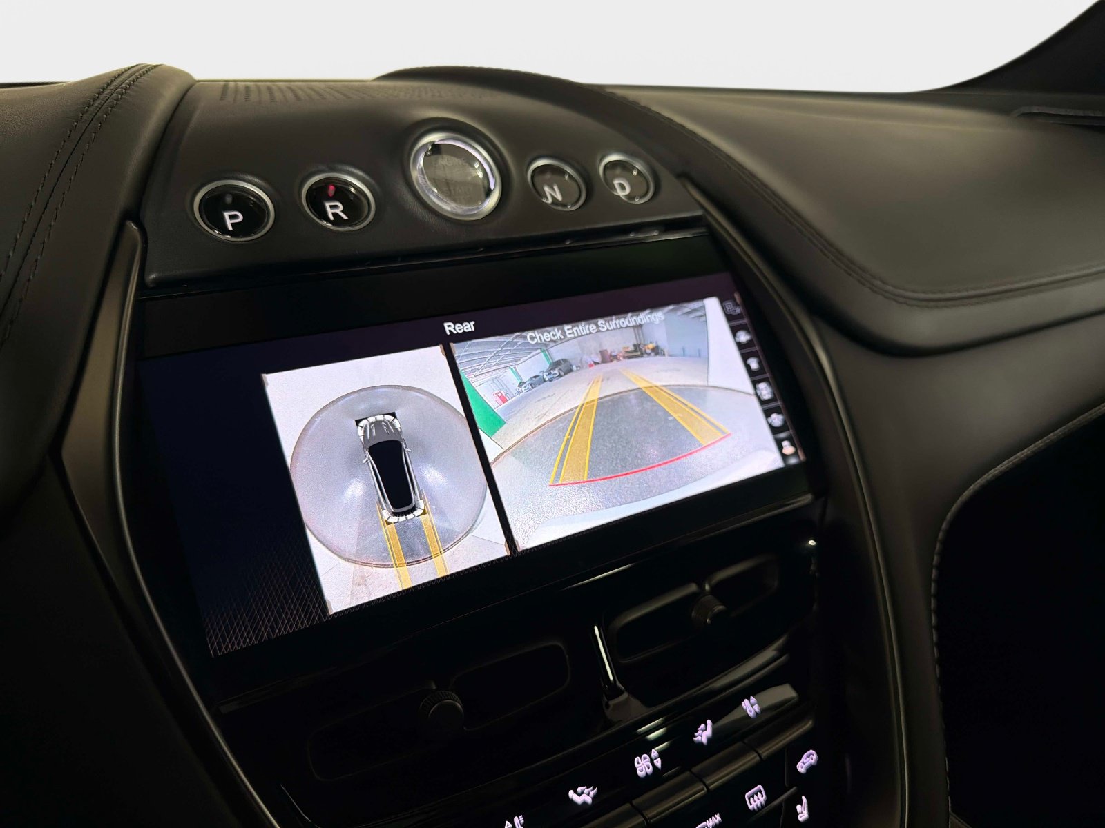 Used 2023 Aston Martin DBX AWD/4WD image 78
