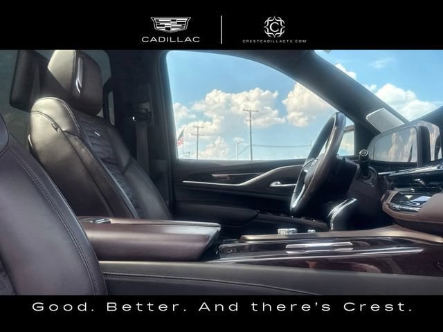 Used 2023 Cadillac Escalade ESV Premium Luxury Platinum AWD/4WD image 33