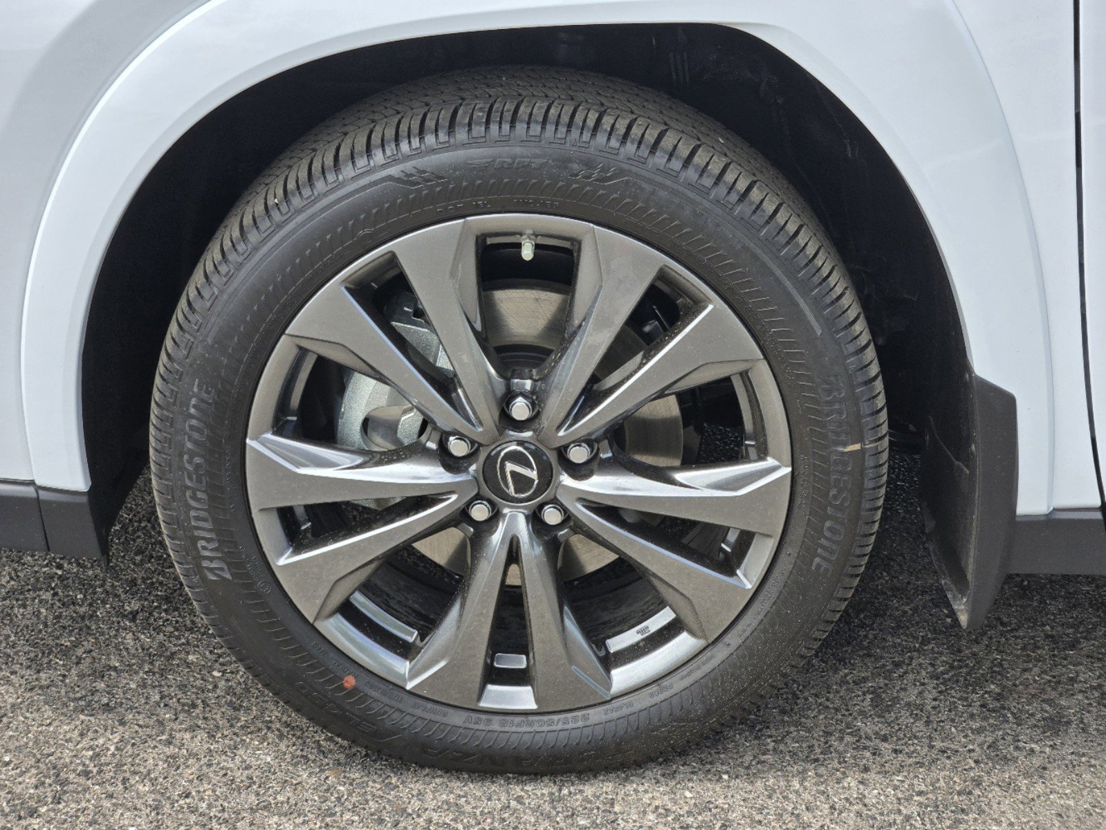 New 2024 Lexus RX 350 F Sport w/ Convenience Package image 9