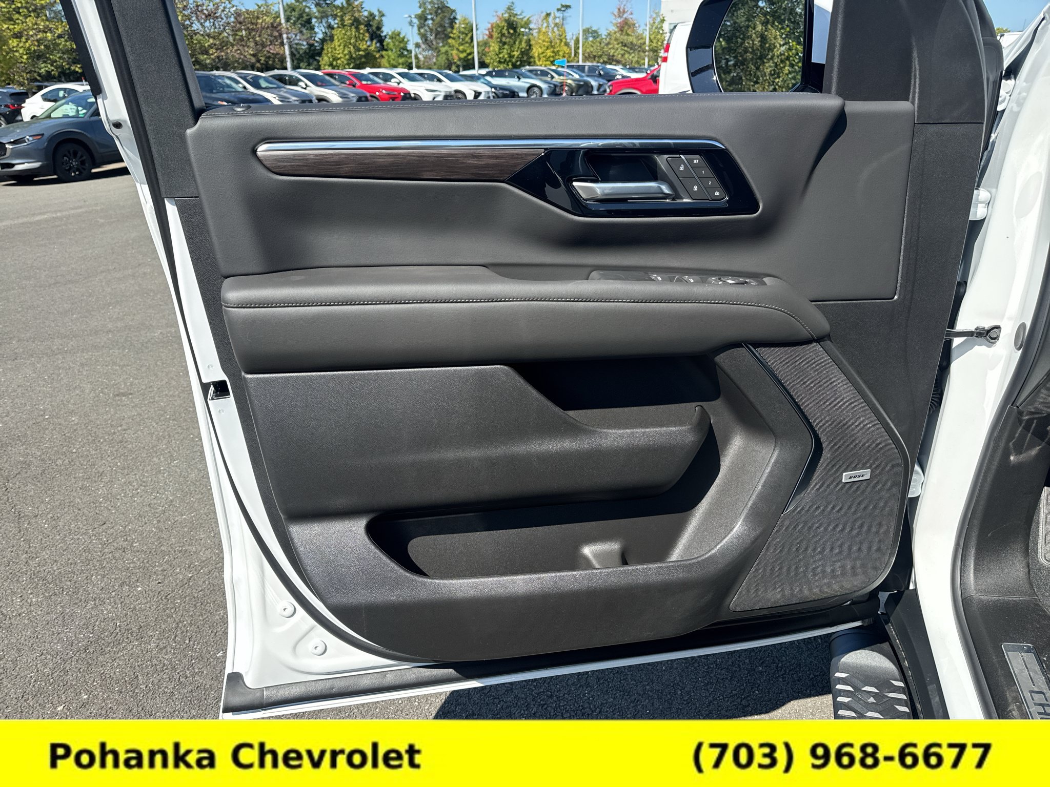 New 2026 Chevrolet Suburban Z71 w/ Z71 Off-Road Package AWD/4WD image 26