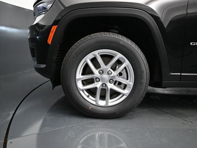 New 2025 Jeep Grand Cherokee L Laredo w/ Luxury Tech Group I image 13