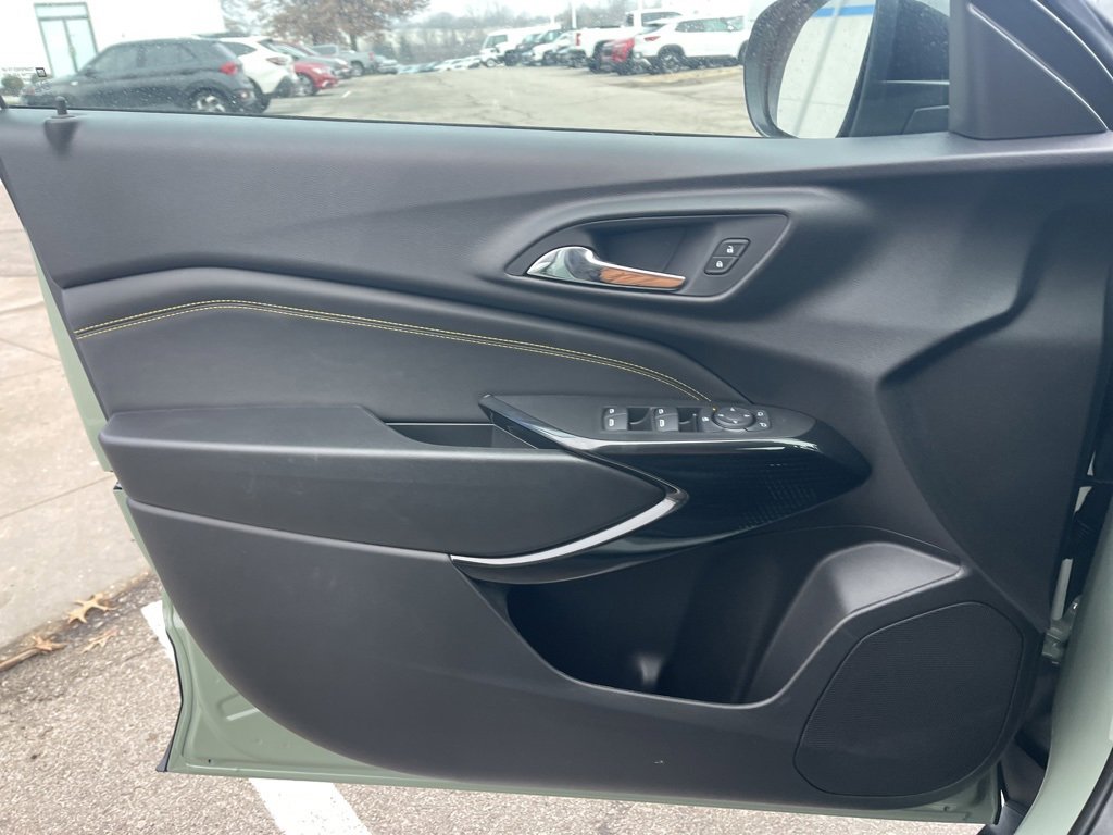 New 2026 Chevrolet Trax ACTIV w/ Driver Confidence Package image 27