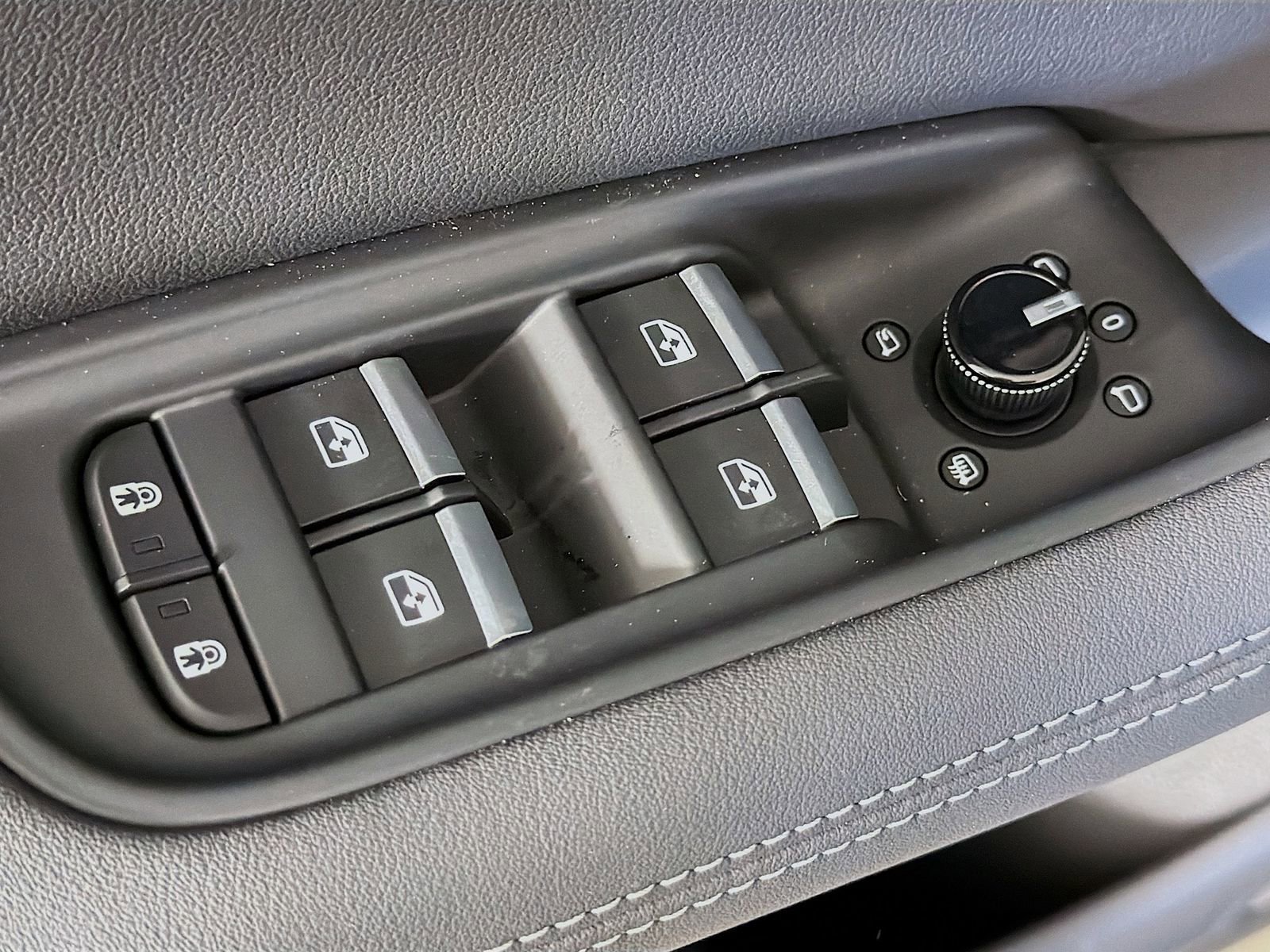 New 2026 Audi Q8 Premium Plus AWD/4WD image 18