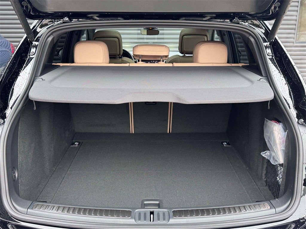 New 2026 Porsche Macan AWD/4WD image 34