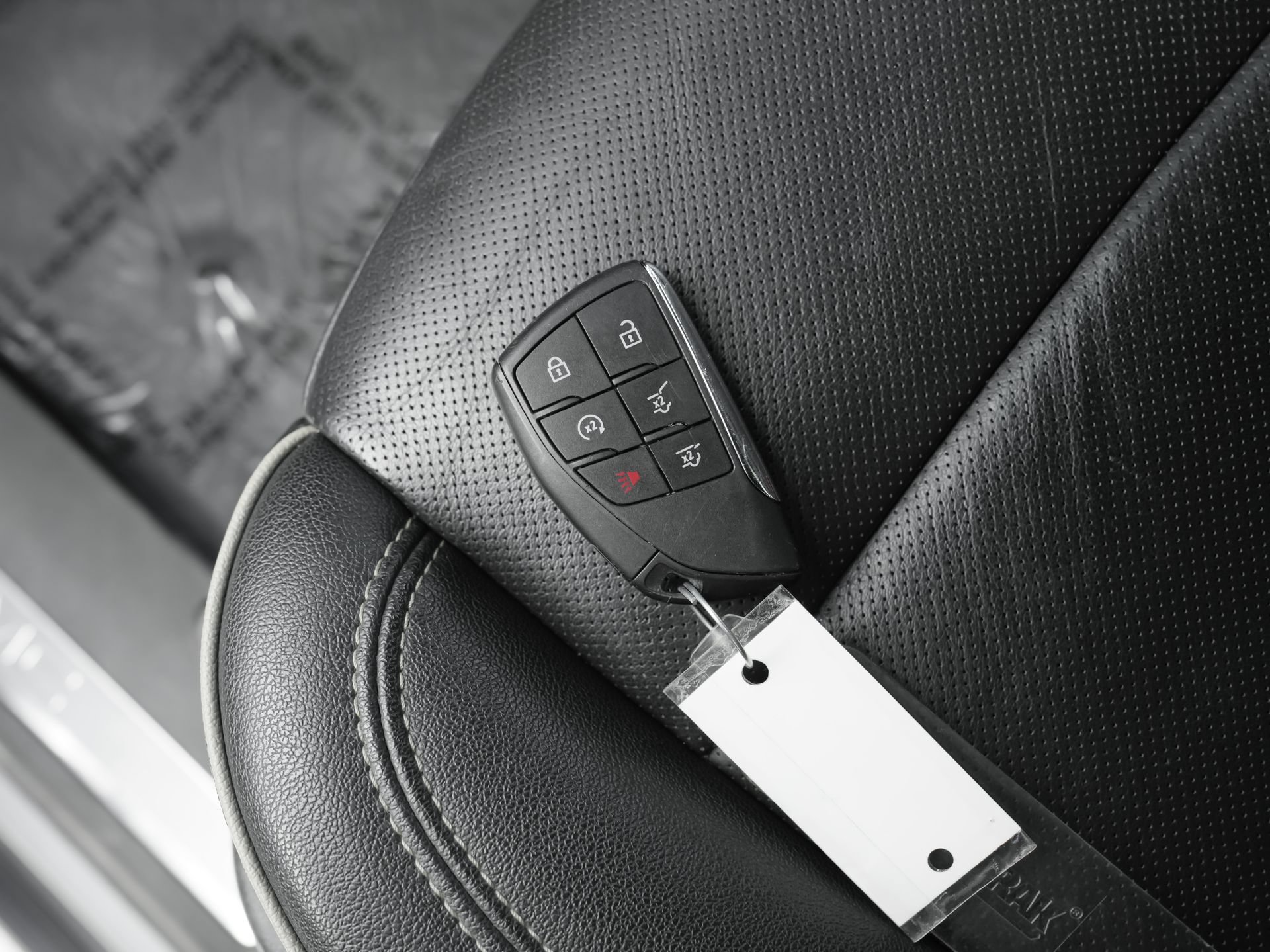 Used 2024 GMC Yukon XL SLT RWD image 46