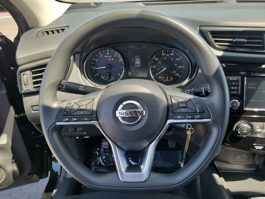 Used 2020 Nissan Rogue Sport S image 20