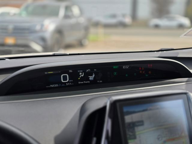 Used 2019 Toyota Prius Prime Advanced image 24