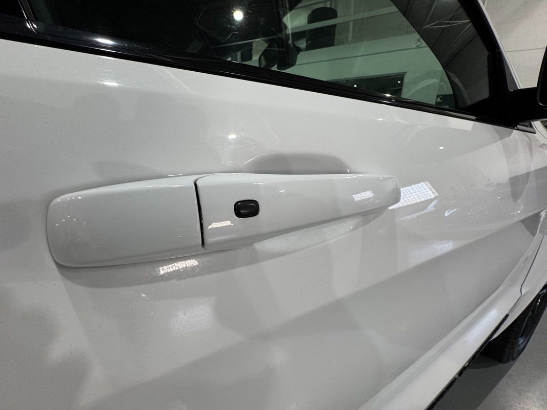 Used 2020 Jeep Grand Cherokee Altitude image 38