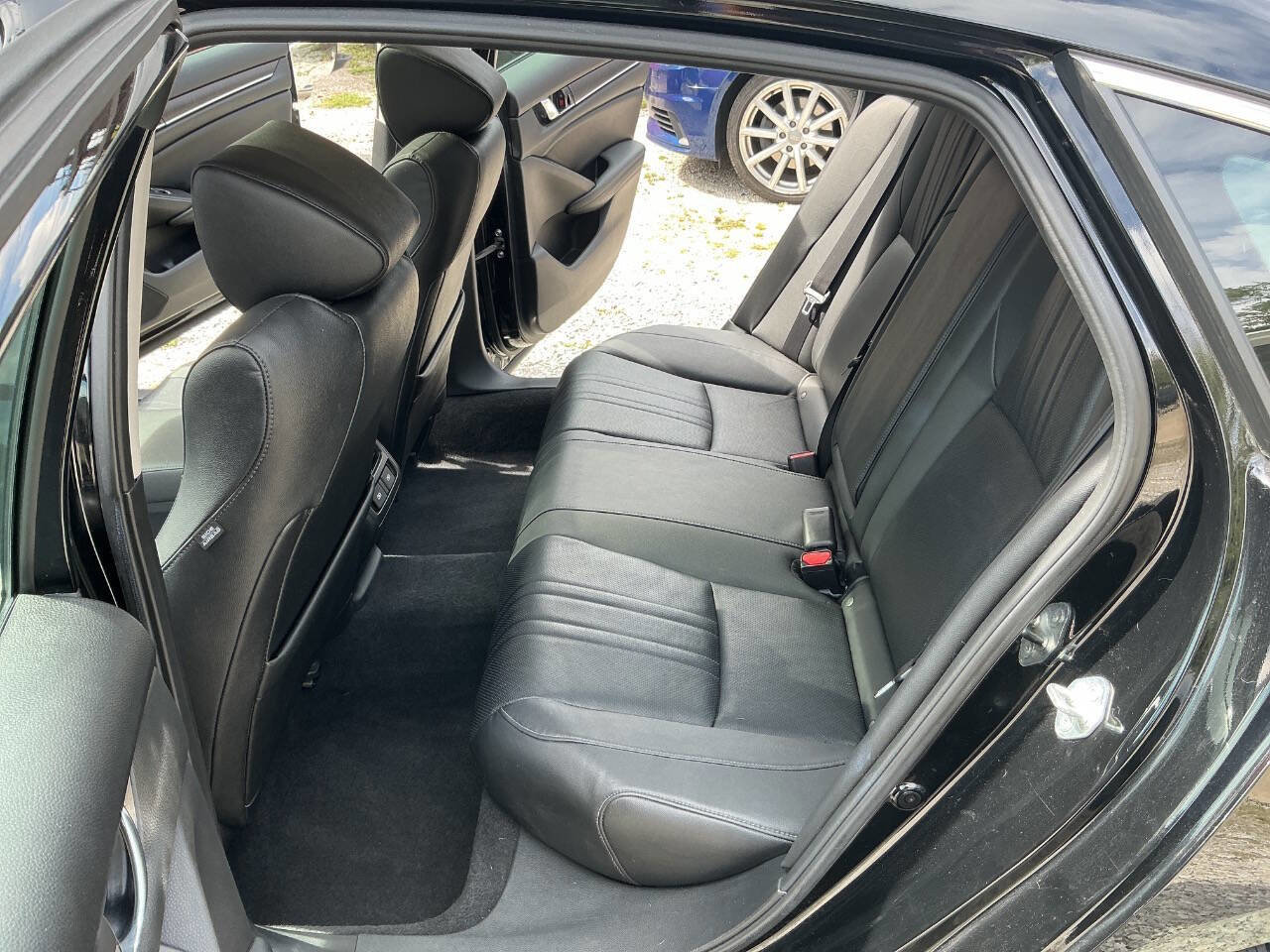 Used 2021 Honda Accord EX-L image 11