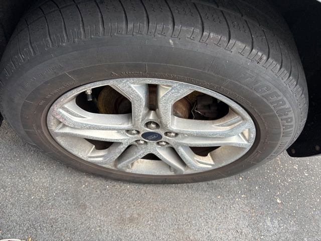 Used 2016 Ford Edge Titanium image 11