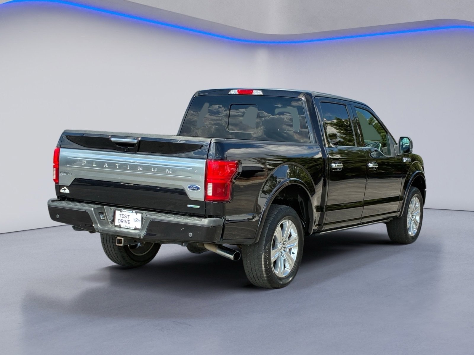 Certified 2020 Ford F150 Platinum w/ Equipment Group 701A Luxury AWD/4WD image 3