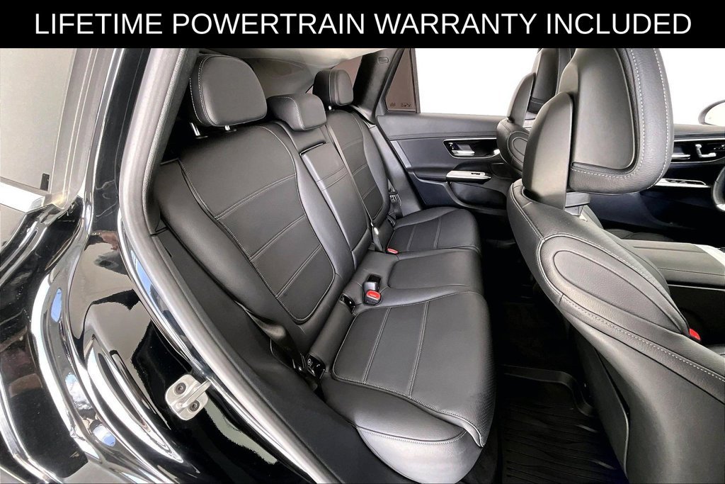 Used 2025 Mercedes-Benz GLC 350e 4MATIC image 34
