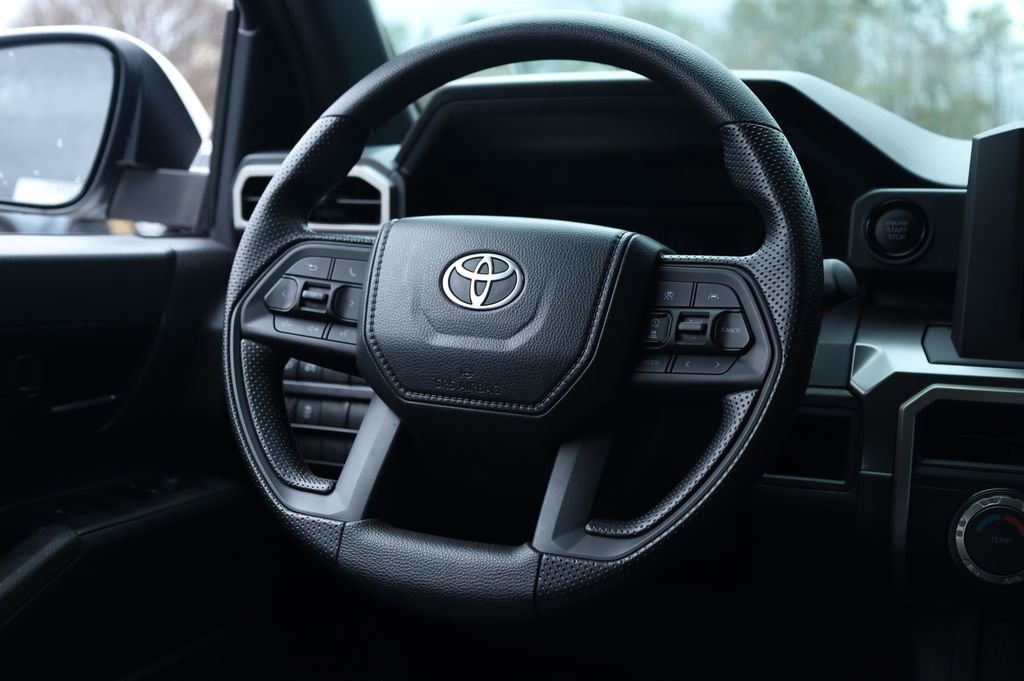 Used 2025 Toyota Tacoma SR5 image 6