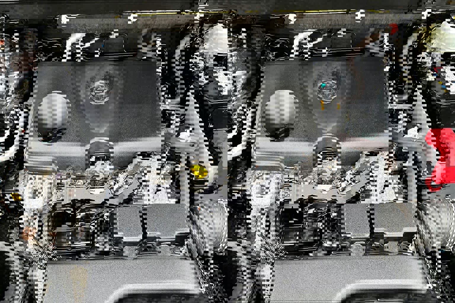 Used 2020 Toyota RAV4 XLE w/ Convenience Package image 31