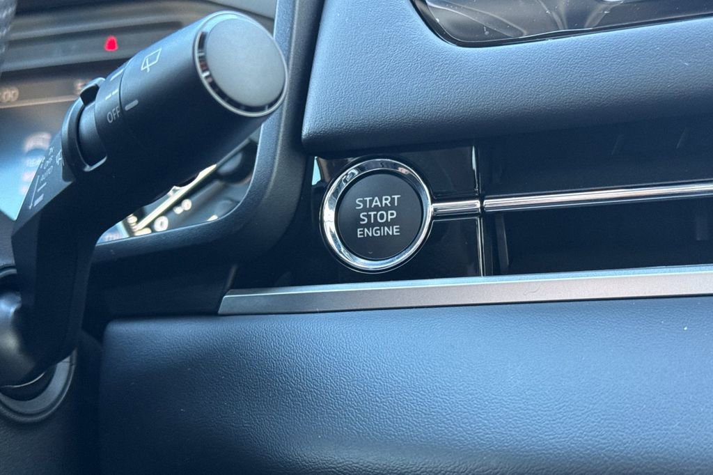 New 2026 Mitsubishi Outlander AWD image 23