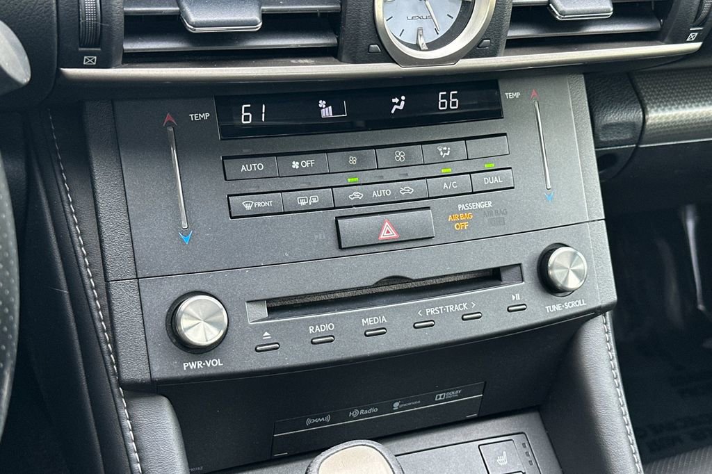 Used 2016 Lexus RC 200t image 20