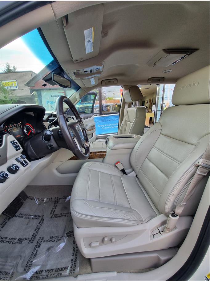 Used 2015 GMC Yukon XL Denali w/ Premium Package AWD/4WD image 11