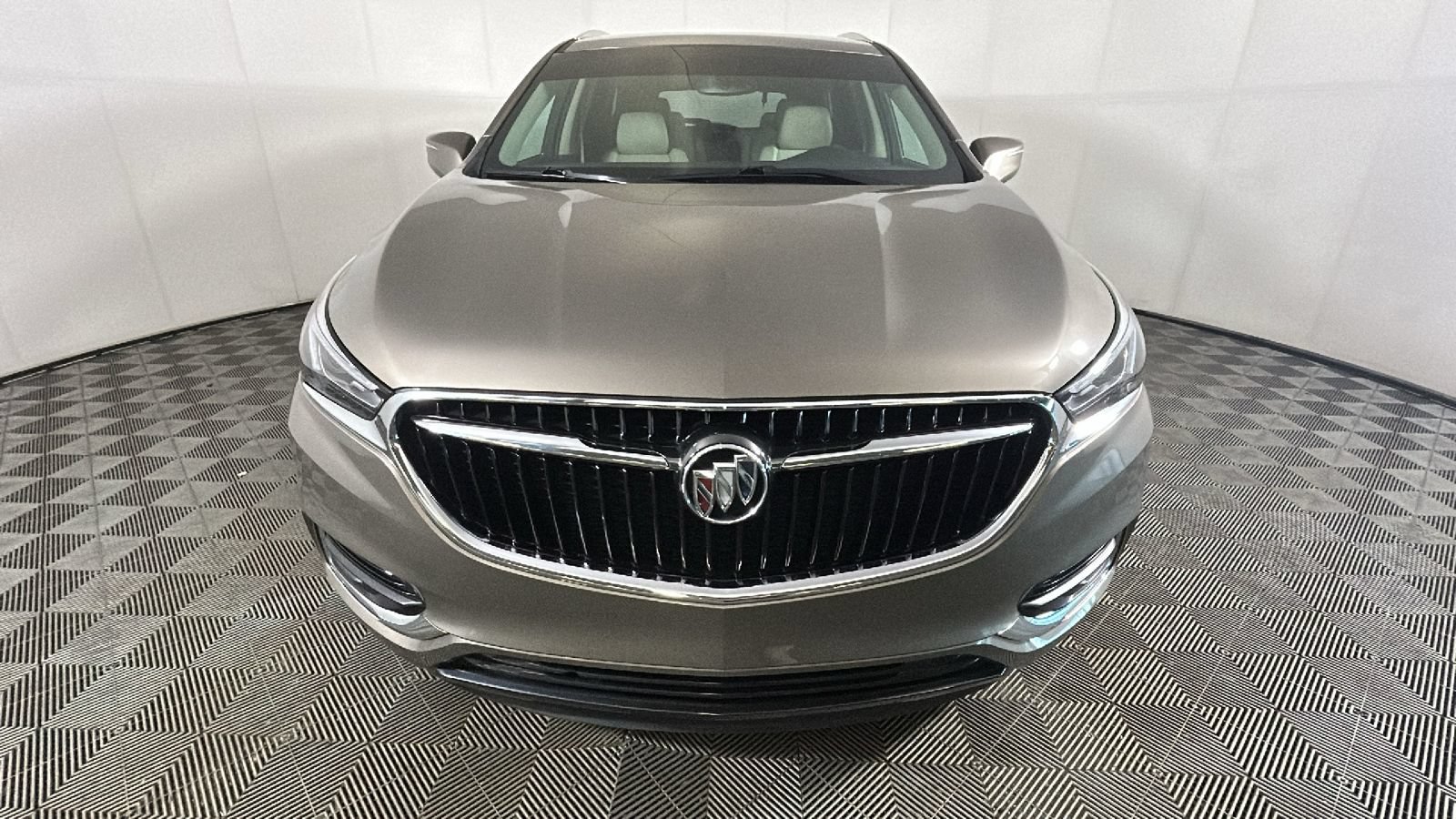 Used 2020 Buick Enclave Essence w/ LPO, Floor Liner Package FWD image 9