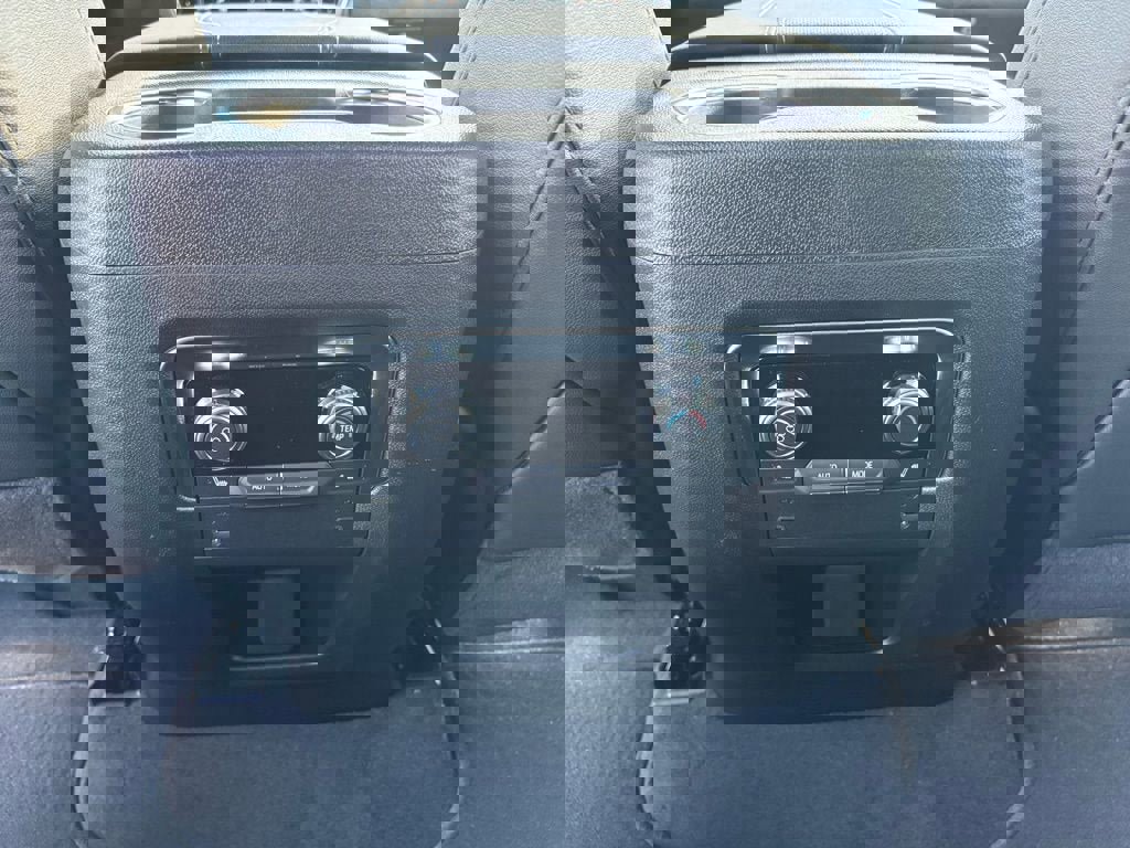 New 2026 GMC Yukon XL Elevation image 15