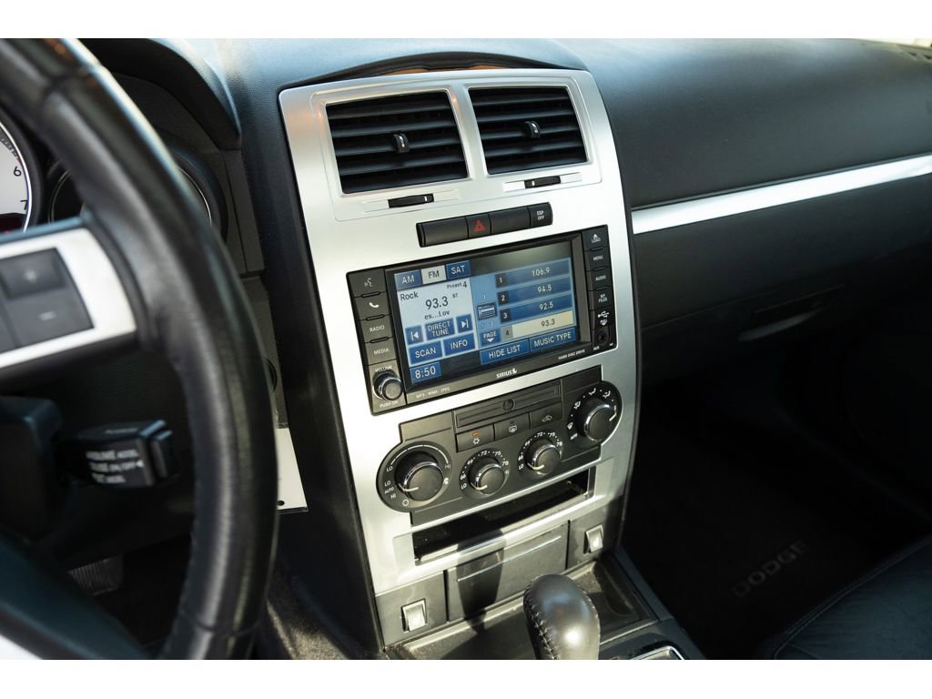 Used 2010 Dodge Charger R/T image 24