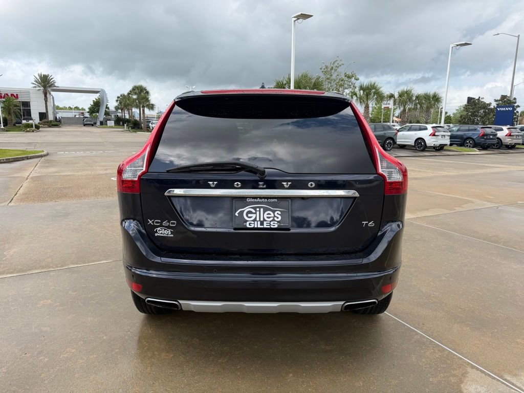 Used 2016 Volvo XC60 T6 w/ Climate Package image 4