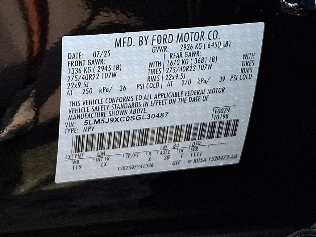 Used 2025 Lincoln Aviator Black Label AWD/4WD image 28