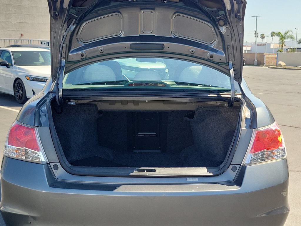 Used 2010 Honda Accord LX image 9