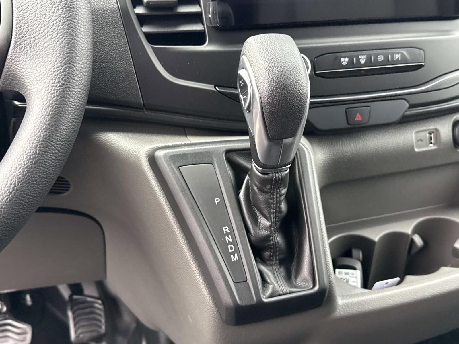 New 2026 Ford Transit 150 148 Medium Roof w/ Load Area Protection Package image 18