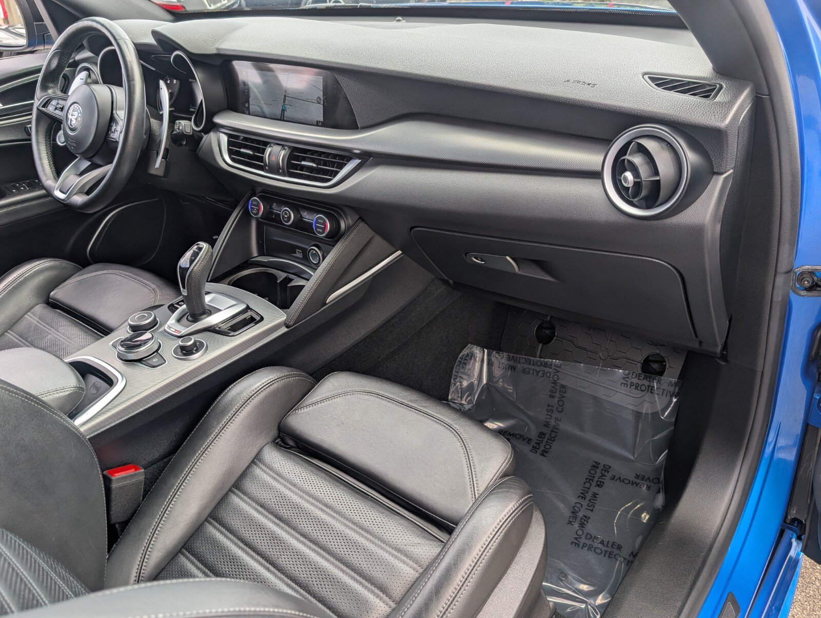 Used 2022 Alfa Romeo Stelvio Veloce AWD/4WD image 18