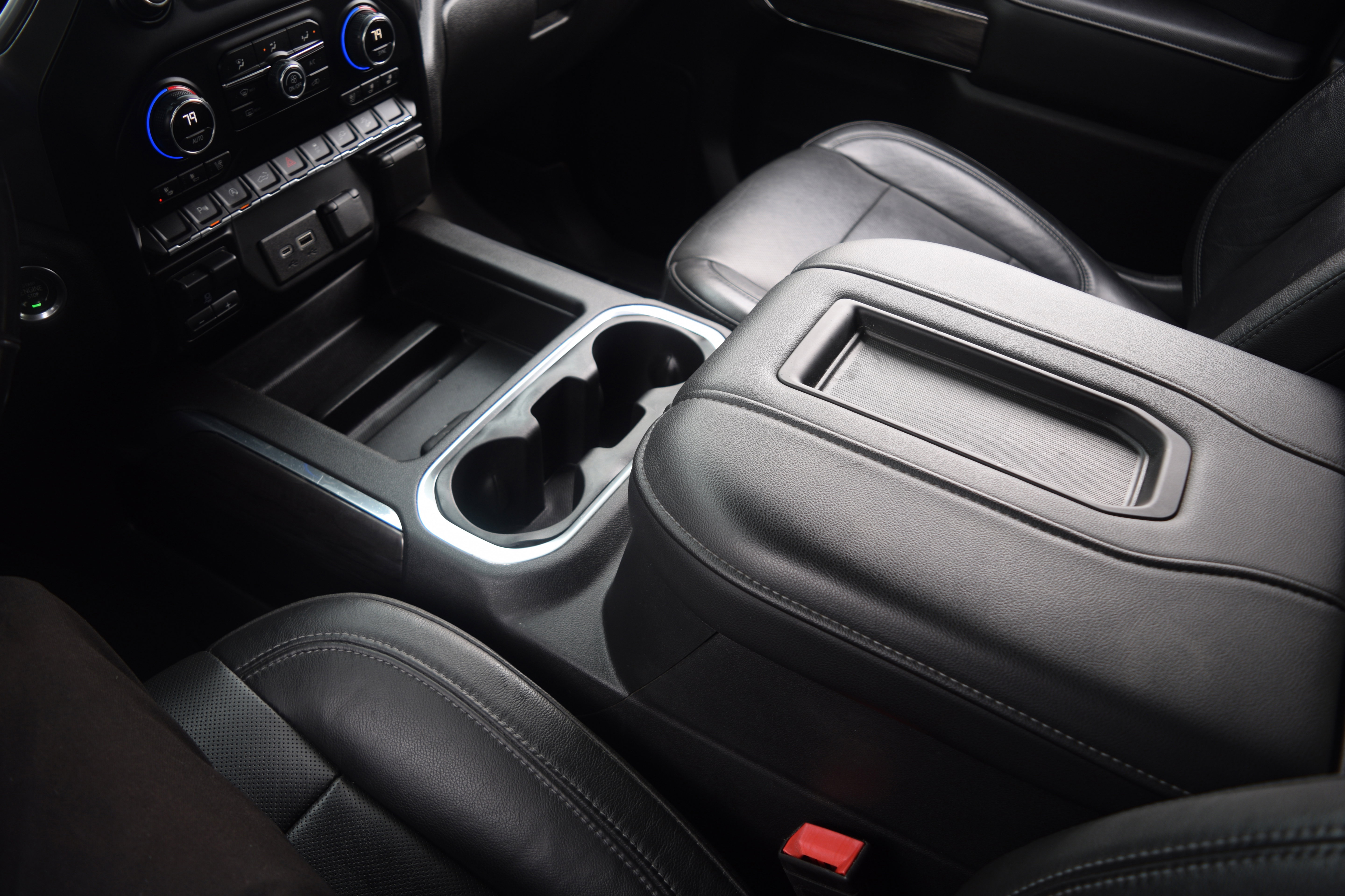 Used 2020 Chevrolet Silverado 1500 LTZ w/ LTZ Plus Package image 12