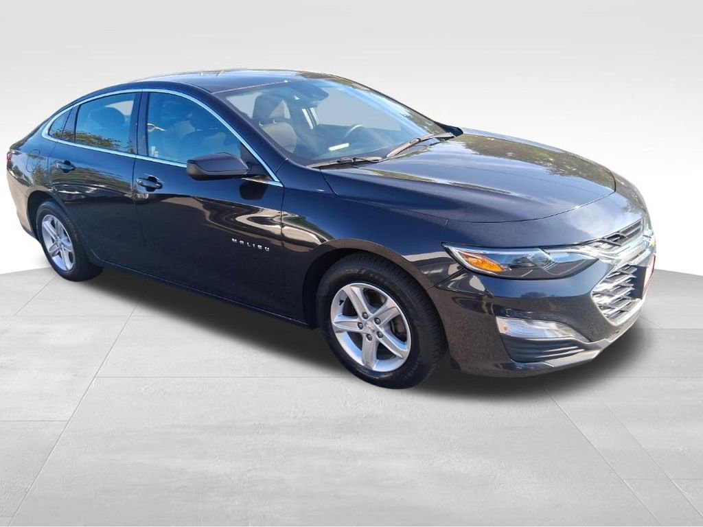 Used 2023 Chevrolet Malibu LT FWD image 14