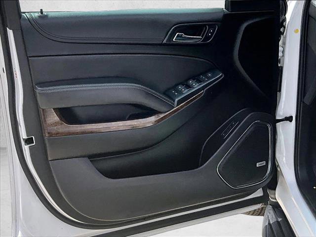 Used 2020 Chevrolet Suburban LT image 17