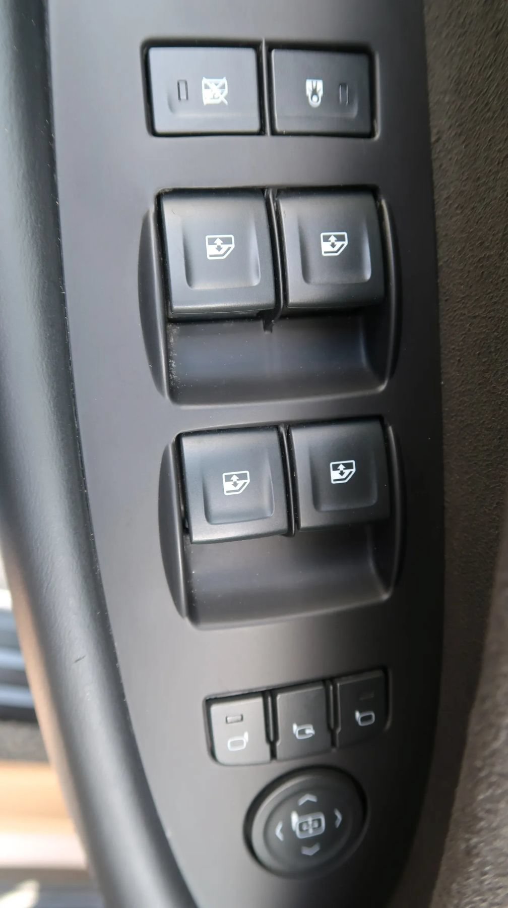 Used 2020 Cadillac Escalade Platinum AWD/4WD image 28