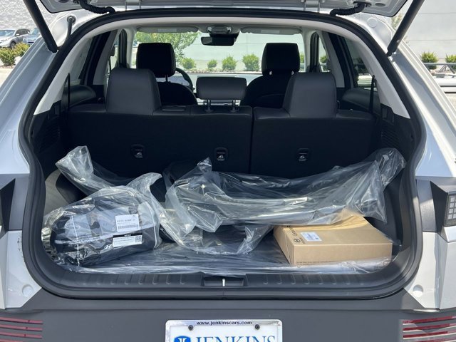 New 2023 Hyundai Ioniq 5 SEL image 18