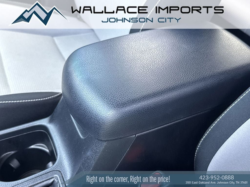 Used 2017 Toyota RAV4 XLE FWD image 21