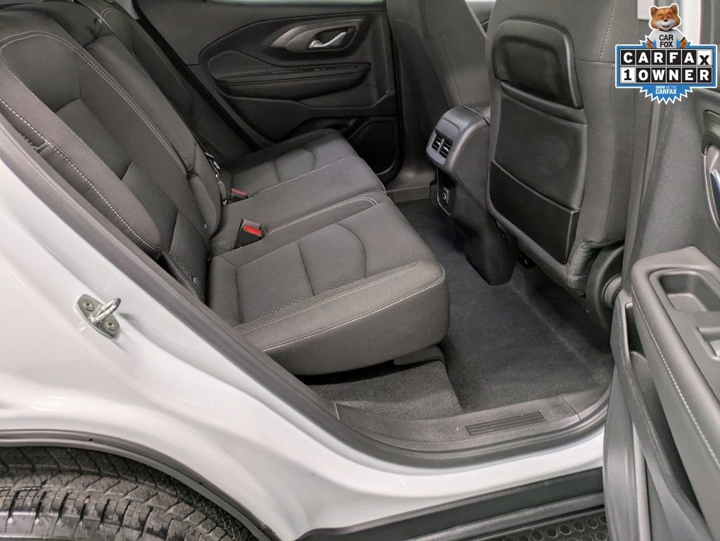Used 2023 GMC Terrain SLE w/ Driver Convenience Package image 27