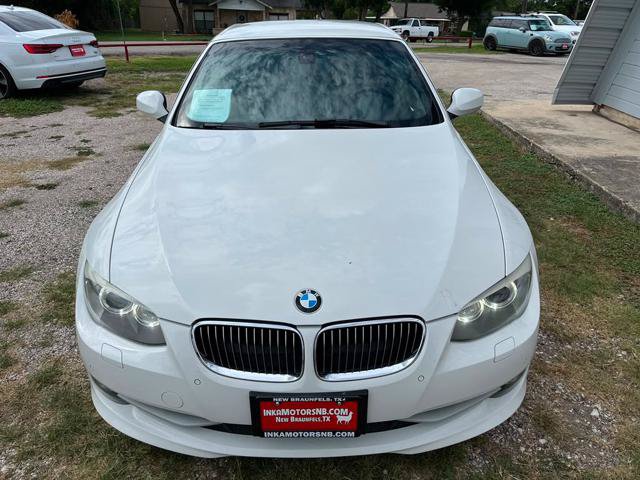 Used 2012 BMW 335i Convertible RWD image 3