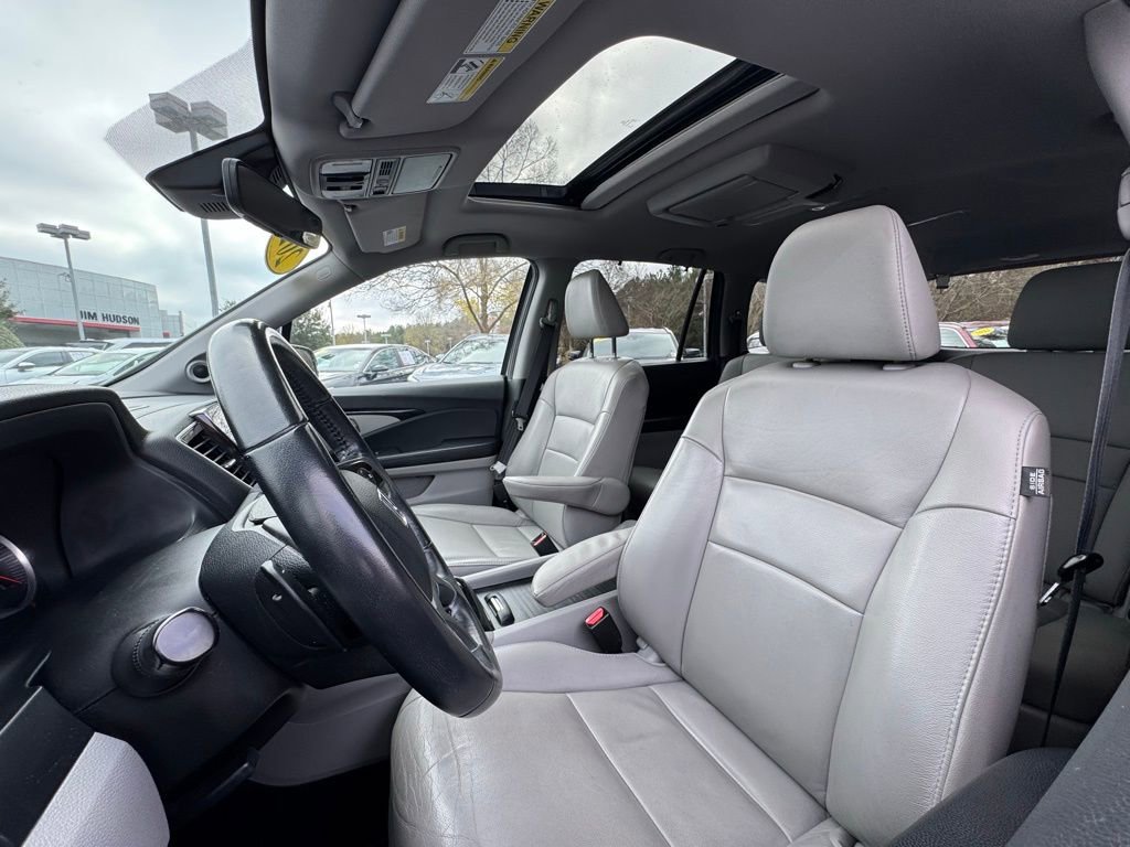 Used 2020 Honda Pilot Touring image 26