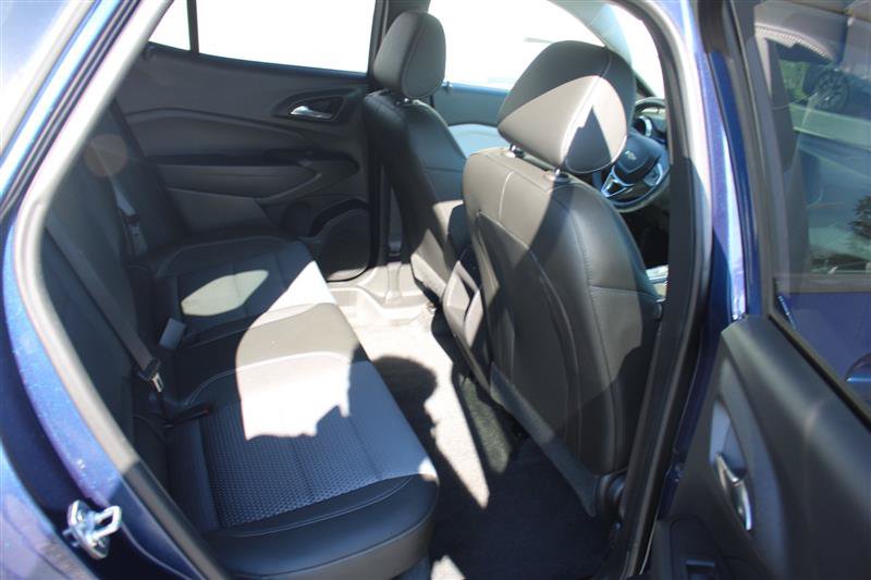Used 2024 Chevrolet Trax LT w/ Driver Confidence Package FWD image 13