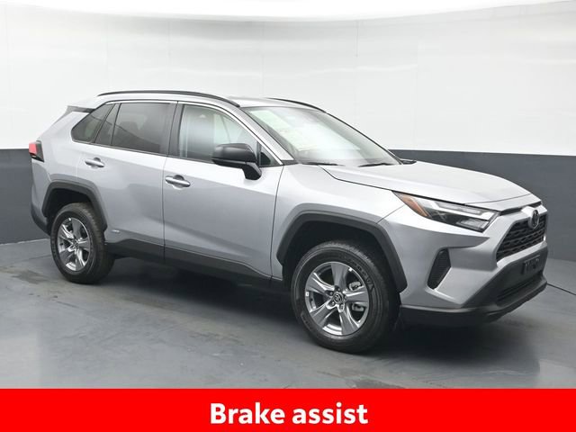 Certified 2025 Toyota RAV4 LE AWD/4WD image 10