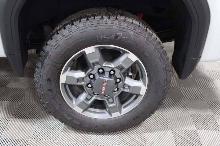 New 2026 GMC Sierra 2500 SLT w/ SLT Premium Package image 41