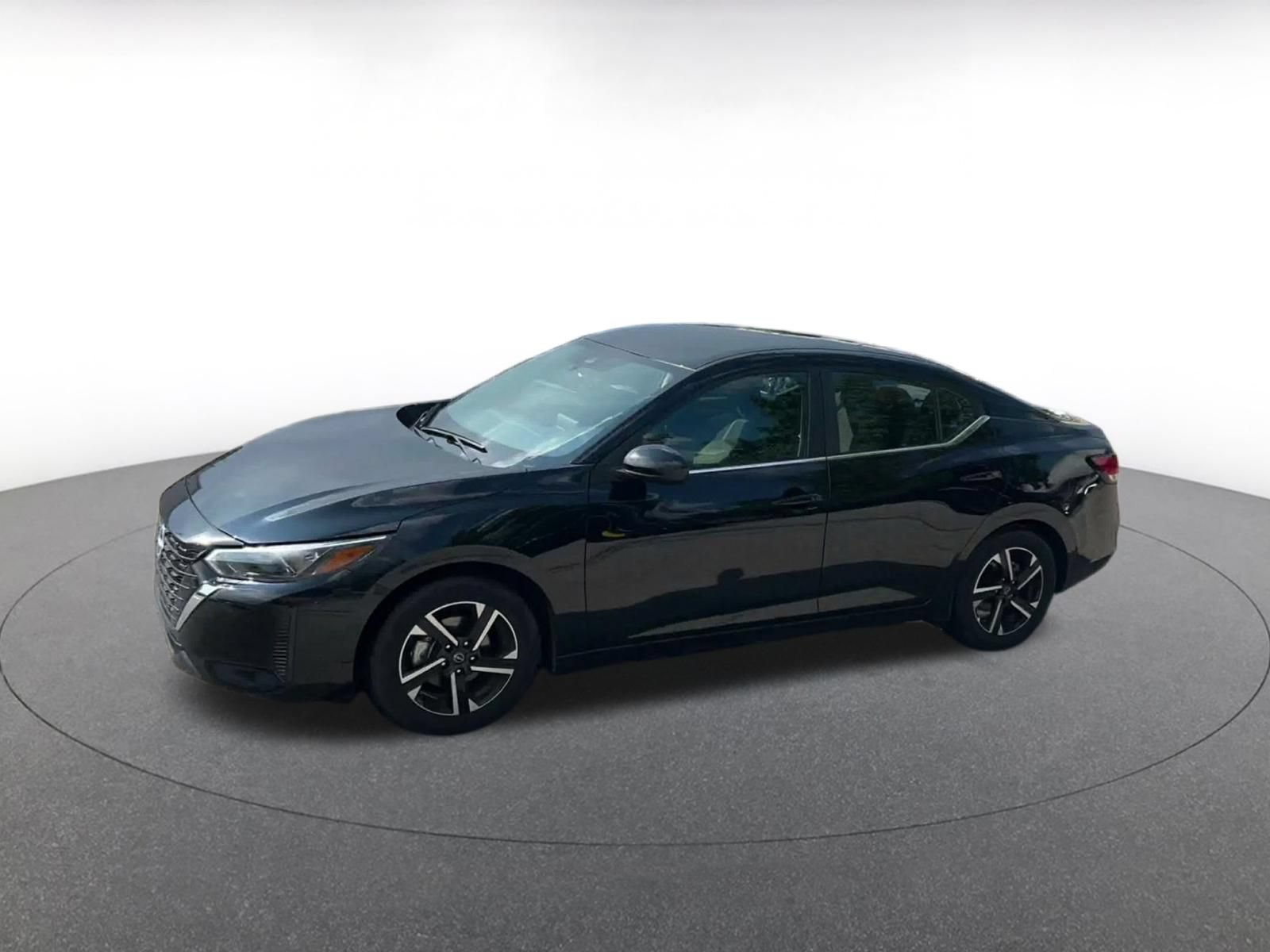 Used 2025 Nissan Sentra SV FWD image 8