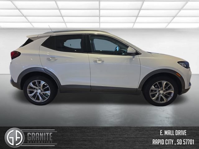 Used 2021 Buick Encore GX Essence w/ Advanced Technology Package AWD/4WD image 6