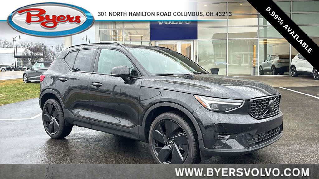 New 2026 Volvo XC40 B5 Ultra w/ Climate Package