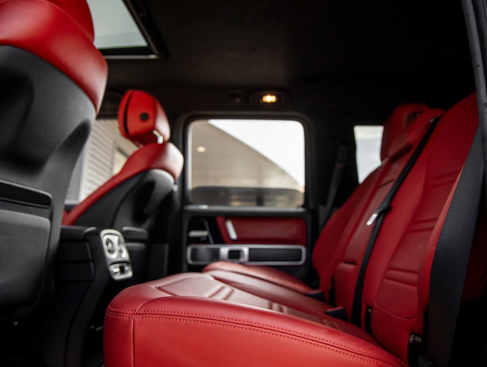 Used 2021 Mercedes-Benz G 550 image 38