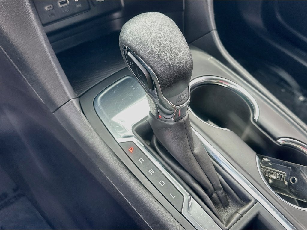 Used 2023 Chevrolet Equinox LT FWD image 16
